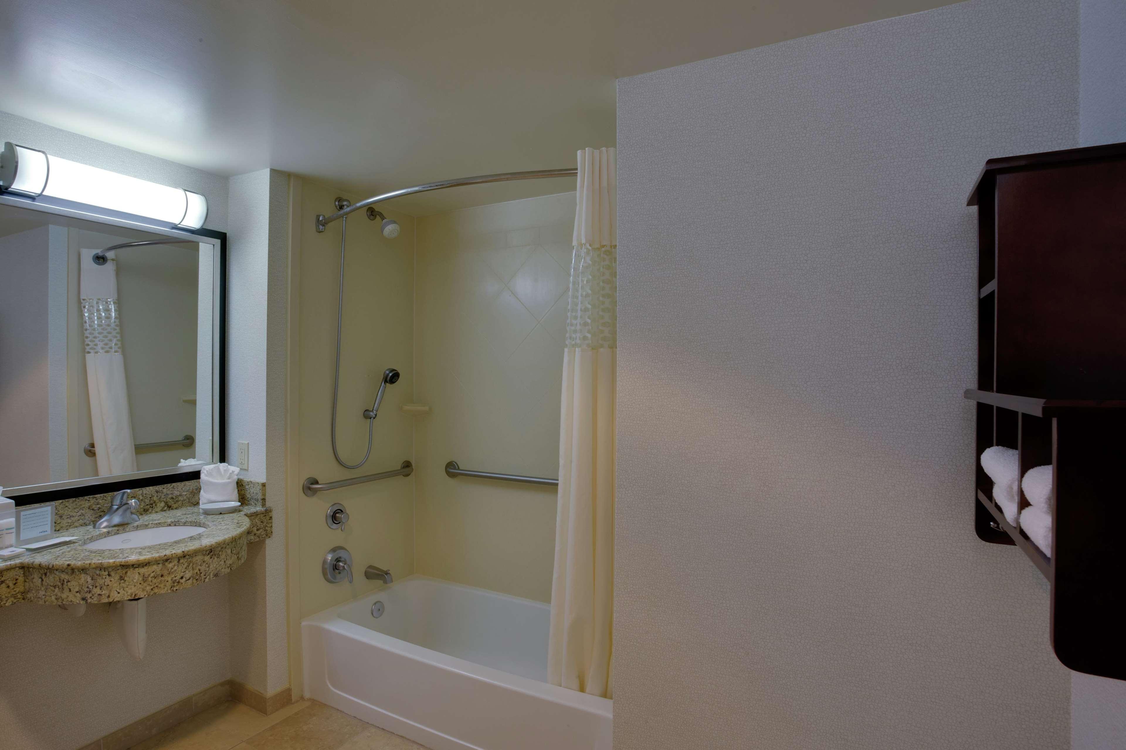 Hampton Inn By Hilton Garden City Long Island Kültér fotó