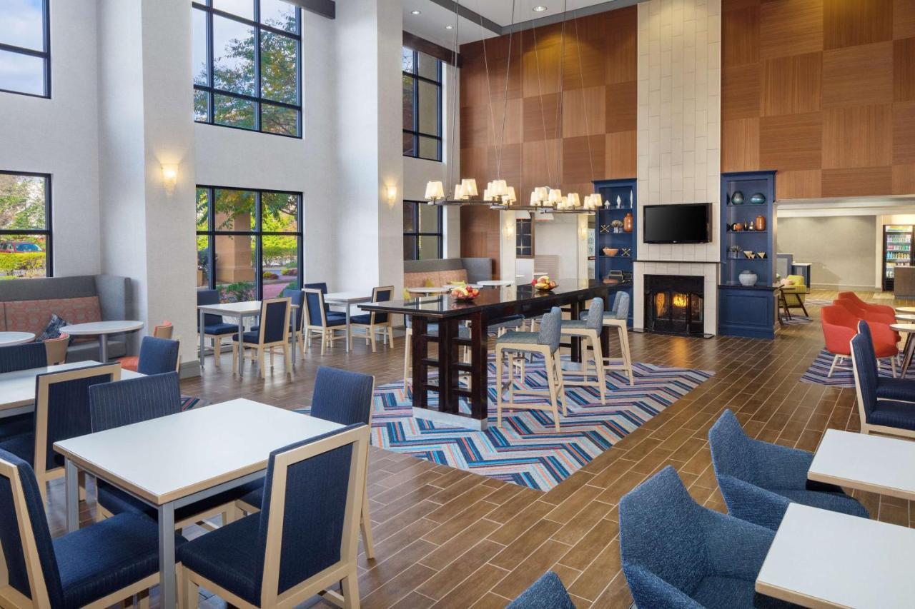 Hampton Inn By Hilton Garden City Long Island Kültér fotó