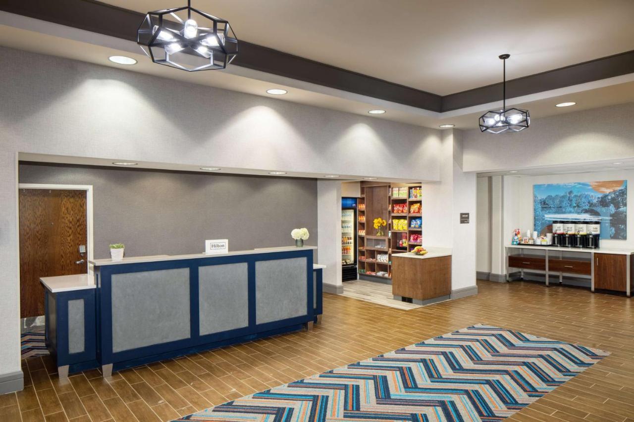 Hampton Inn By Hilton Garden City Long Island Kültér fotó