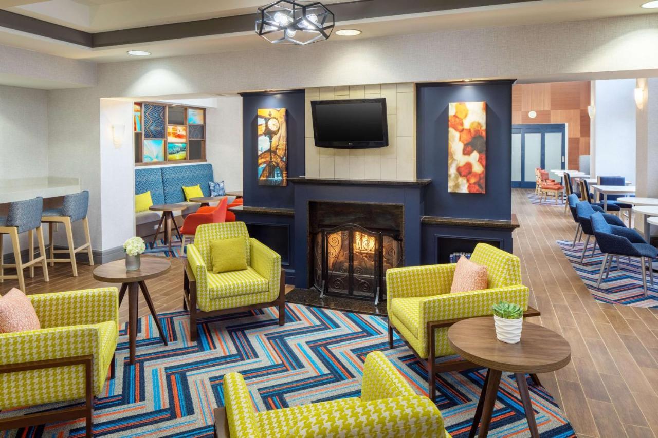 Hampton Inn By Hilton Garden City Long Island Kültér fotó