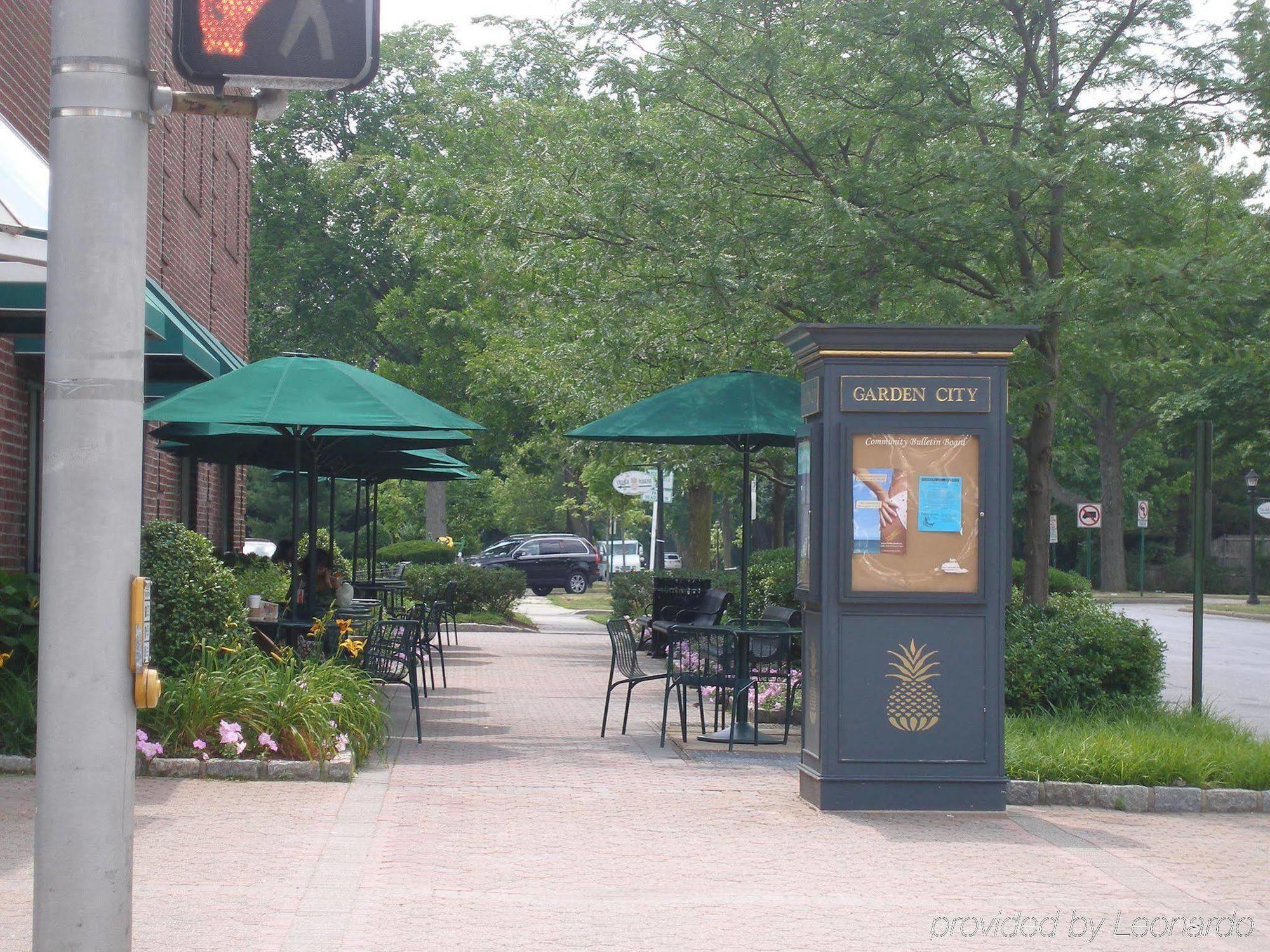 Hampton Inn By Hilton Garden City Long Island Étterem fotó