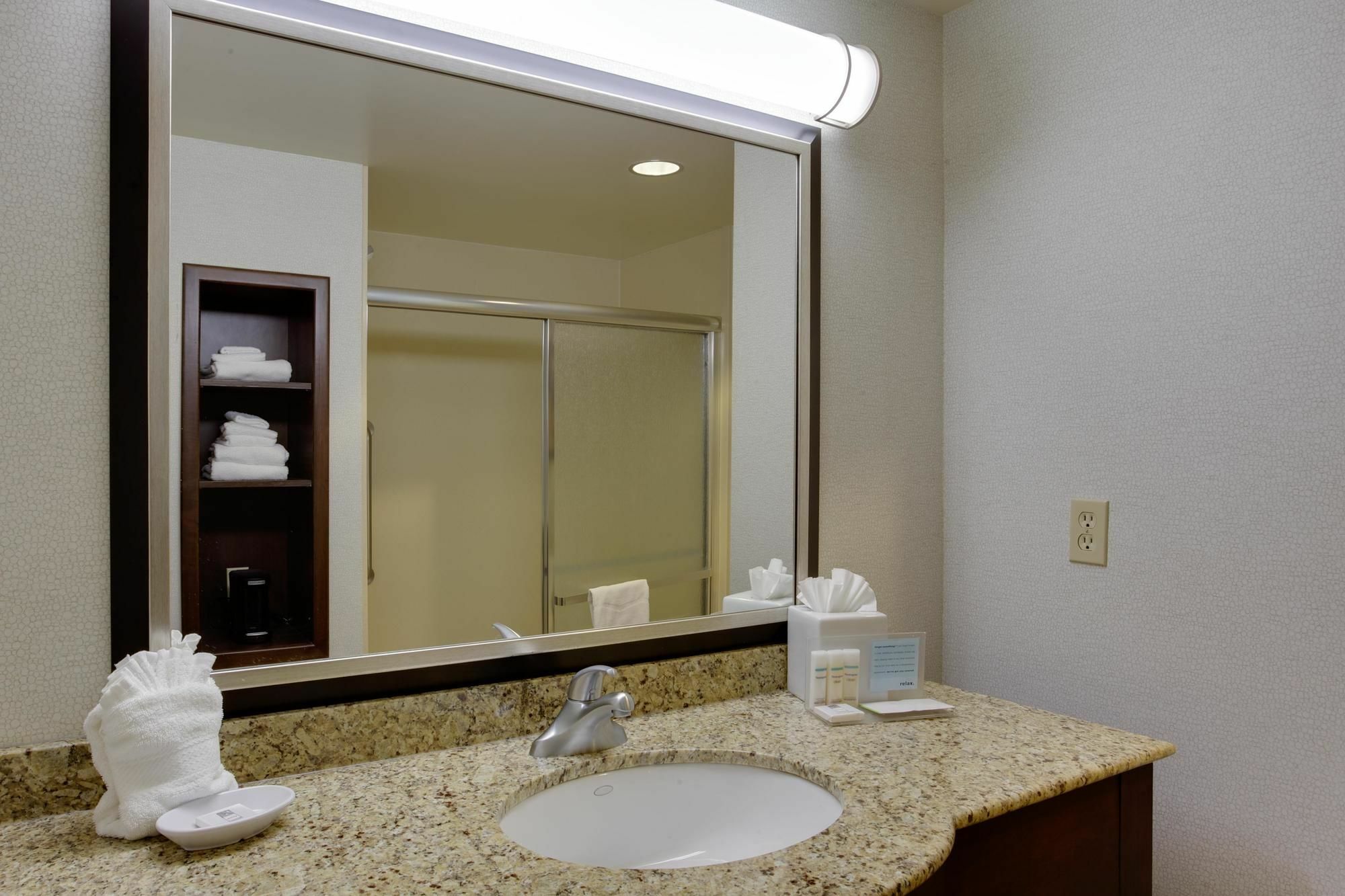 Hampton Inn By Hilton Garden City Long Island Kültér fotó