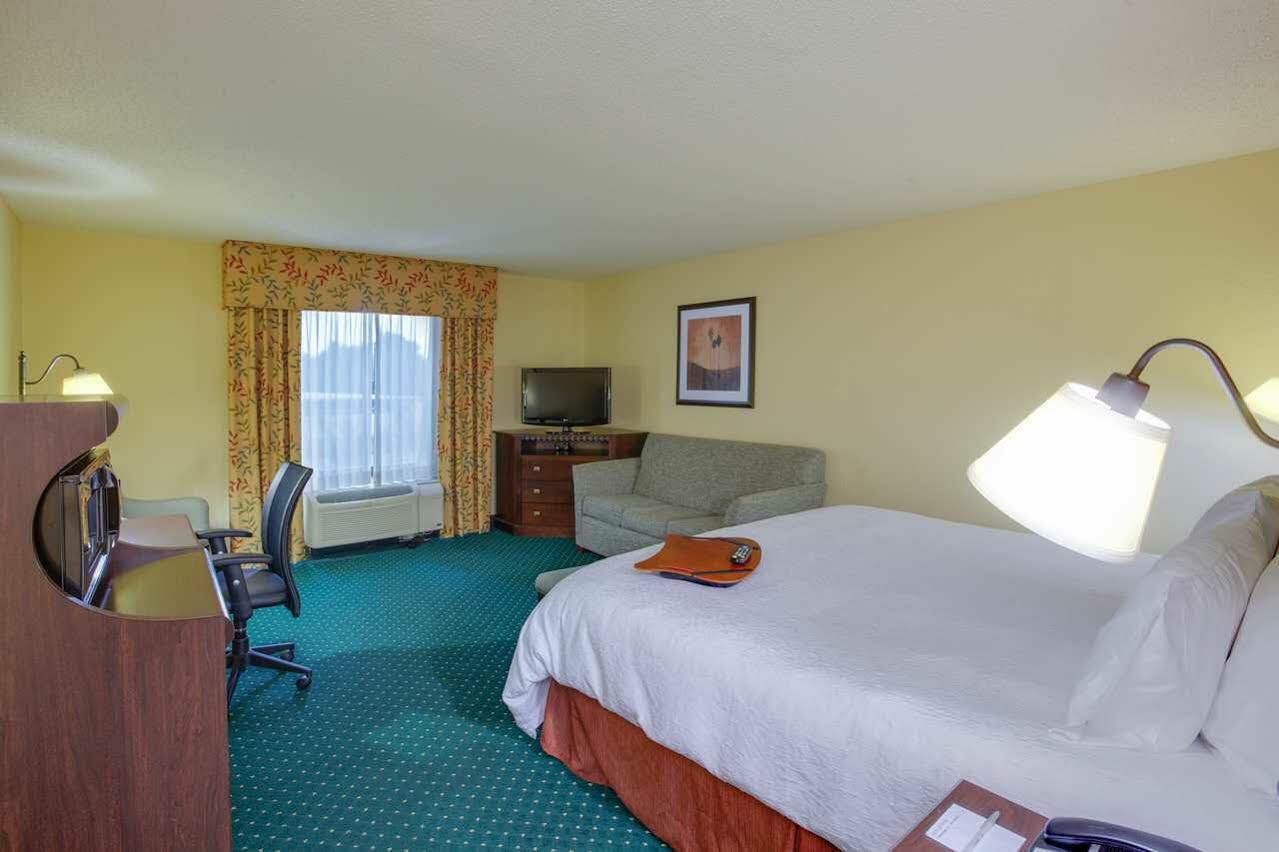Hampton Inn By Hilton Garden City Long Island Kültér fotó
